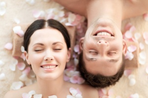 couple-spa-massage
