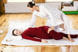 massage-au-sol-yogatherapie